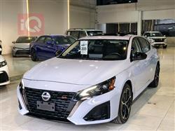 نيسان ألتيما